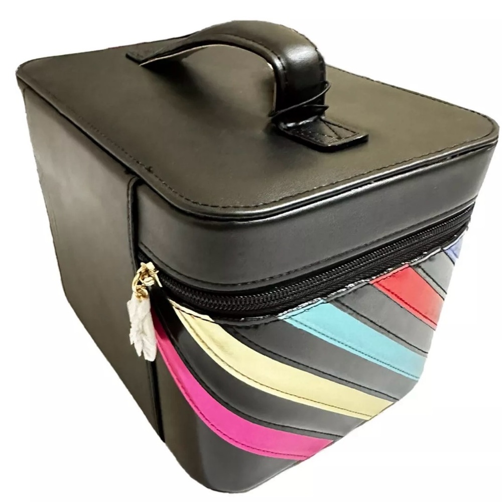 NWT Victoria's Secret Rainbow V Quilt Makeup Train Case Travel Cosmetic Bag - Picture 3 of 8